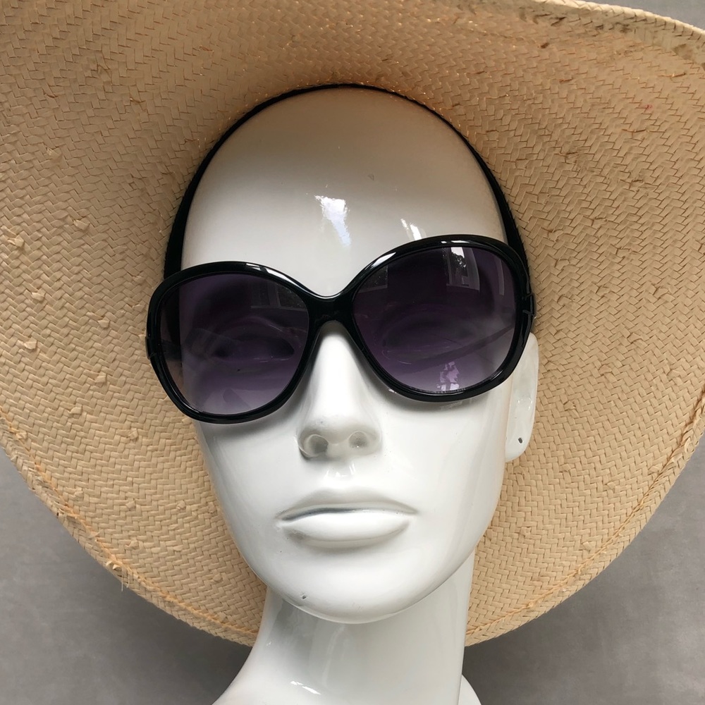 Marc New York Sunglasses EUC